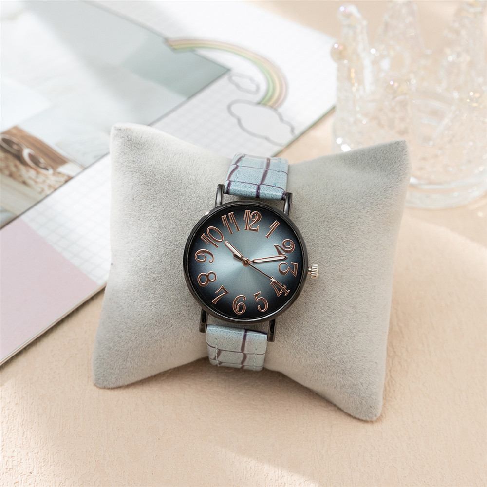 Luxury Women's Watch Fashion V - Luxury Watch With Leather Strap 评论和价格
