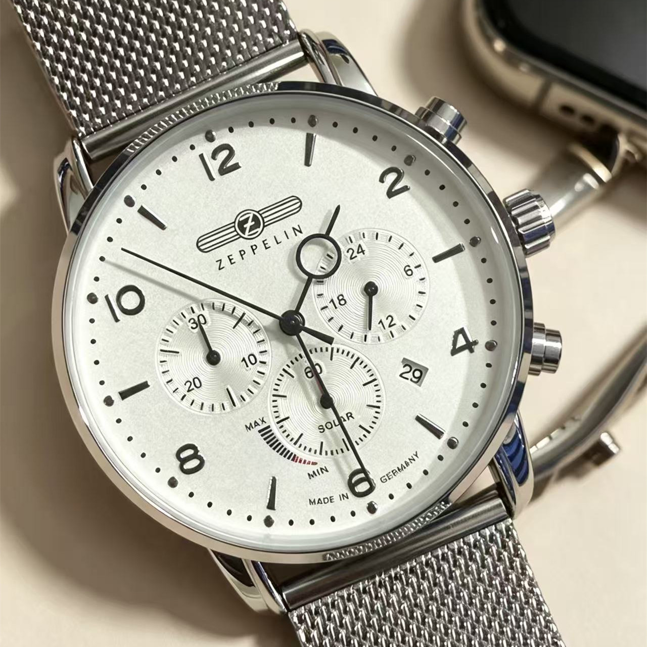 Zeppelin Airship Automatic Dat - Luxury Watch Case 评论和价格