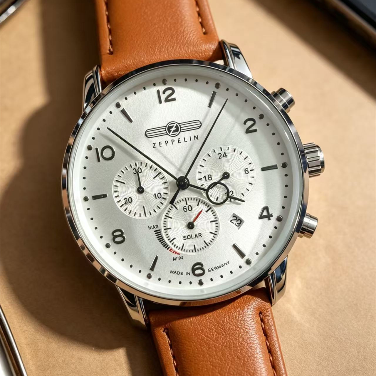 Zeppelin Airship Automatic Dat - Luxury Watch Case 评论和价格